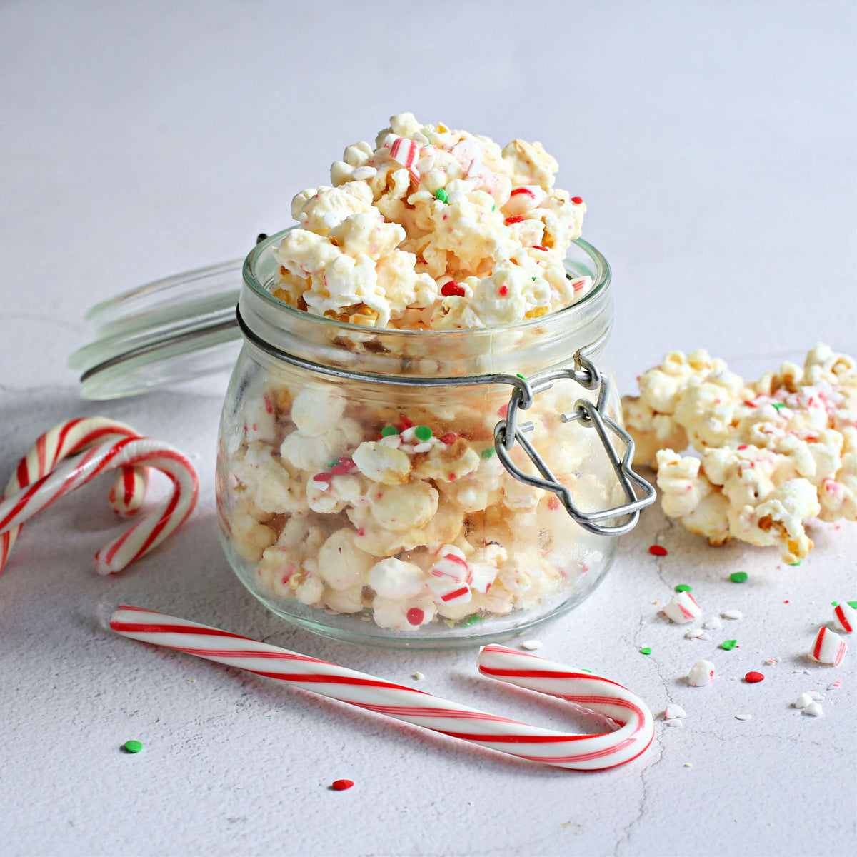 Candy Cane Popcorn — Dell Cove Spices & More Co.