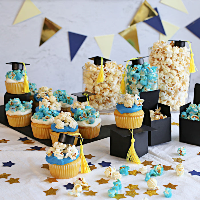 How to Throw a Popcorn Themed Graduation Trunk Party