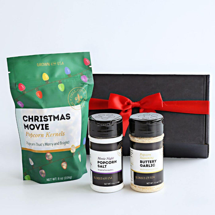 Christmas movie night popcorn gift box – gourmet popcorn holiday gift set from Dell Cove® with Christmas popcorn, buttery garlic seasoning and movie popcorn salt